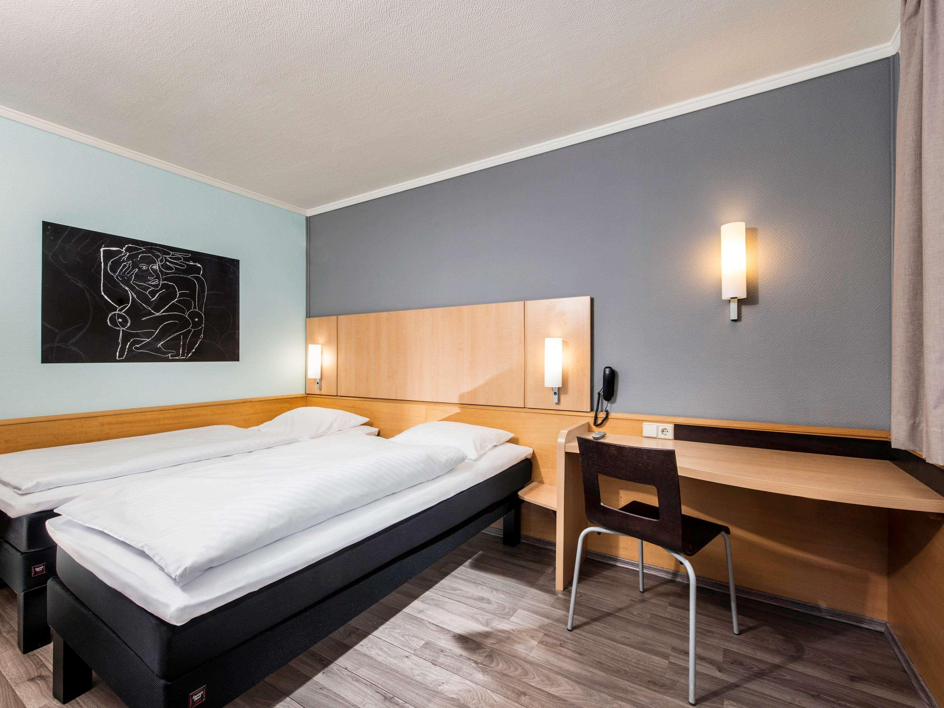Ibis Hotel 2*